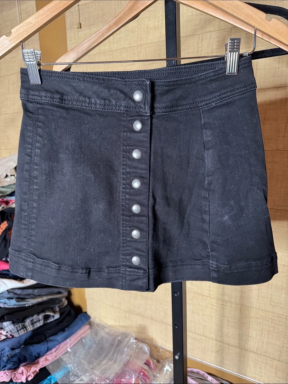 Free People Black Denim Snap Front Mini Skirt Stretch Size 2